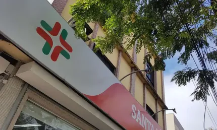 Ponto comercial com 8 salas para alugar na Augusto Emílio Estelita Lins, 20, Jardim Camburi, Vitória por R$ 14.000