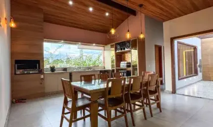 Casa em condomínio fechado com 3 quartos à venda na copacabana, 556, morada de laranjeiras, serra por r$ 1.350.000