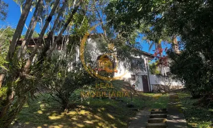 Casa para Venda em Niterói, Vila Progresso, 3 dormitórios, 1 banheiro, 4 vagas