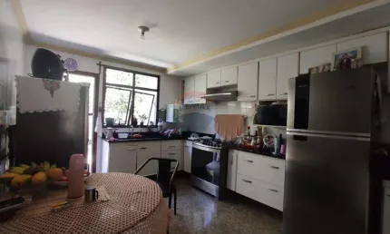 Casa Triplex Espetacular no Bairro República - Vitória!