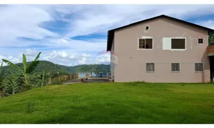 INVESTIMENTO SEGURO OU REFÚGIO PARA APOSENTADORIA? ESSA CHÁCARA COM 400M², DUAS CASAS E ÁREA DE LAZER COMPLETA TEM TUDO QUE VOCÊ PROCURA!