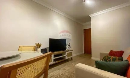 Apartamento de 2 quartos,  1 vaga de garagem, impecável!