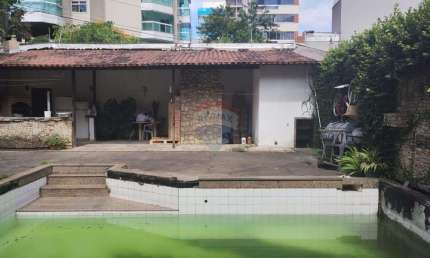 Oportunidade Imperdível em Jardim Camburi – Casa Duplex a 800m da Praia!