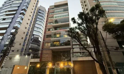 Studio 100% mobiliado na quadra do mar – prédio liberado para airbnb!