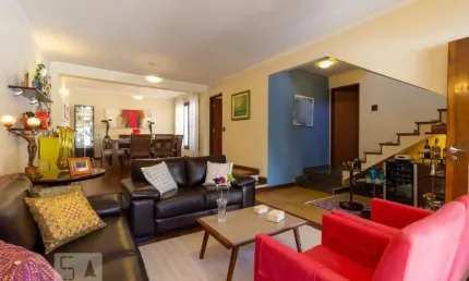 Casa com 4 quartos à venda na Rua Nibe Perobelli, 212, Butantã, São Paulo
