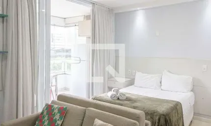 Kitnet / Stúdio à venda na Rua Álvaro Guimarães, 9, Bela Vista, São Paulo