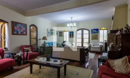 Casa com 5 quartos à venda na Rua Agostinho de Queiroz, 10, Vila Romana, São Paulo