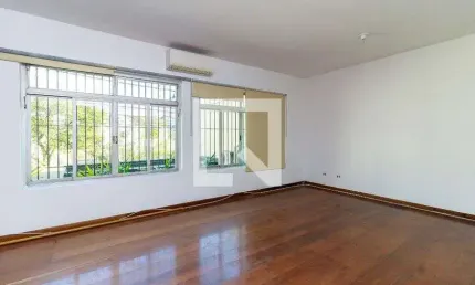 Casa com 3 quartos à venda na Rua Miguel Sutil, 364, Brooklin, São Paulo