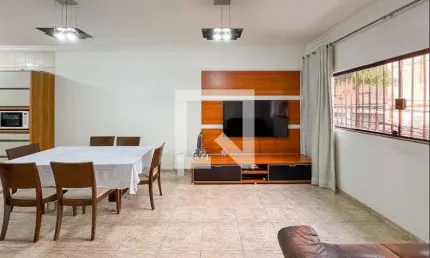 Casa com 2 quartos à venda na Rua Saturnino dos Santos, 315/317, Ipiranga, São Paulo