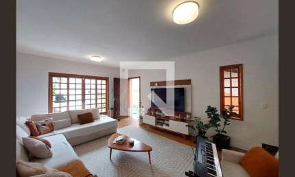 Casa à Venda - Jardim Marajoara , 4 Quartos,  180 m2