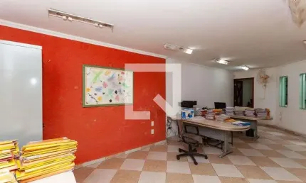 Casa com 2 quartos à venda na Rua Barra do Chapéu, 46, Vila Romana, São Paulo