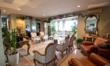 Apartamento à Venda - Campo Belo, 3 Quartos,  194 m2