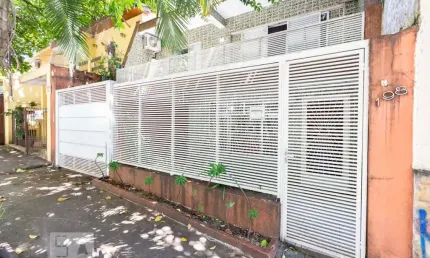 Casa com 3 quartos à venda na Rua Ribeiro de Barros, 198, Pompéia, São Paulo