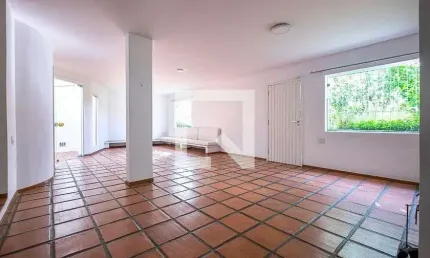 Casa com 3 quartos à venda na Rua Santarém, 232, Sumaré, São Paulo