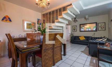 Casa com 3 quartos à venda na Rua Apinajés, 1294, Sumaré, São Paulo