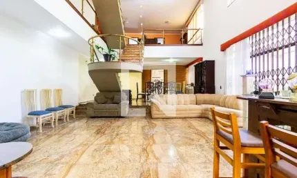 Casa à Venda - Planalto Paulista, 3 Quartos,  218 m2