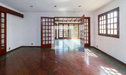 Casa com 5 quartos à venda na Rua Regina Badra, 213, Santo Amaro, São Paulo