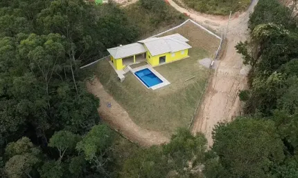 Chacara em assosiação  de moradores  mairinque - sp
