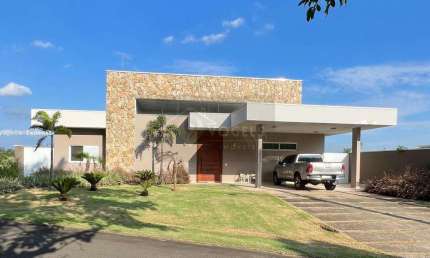 Condomínio Residencial Plazza Ville - Casa Condomínio Residencial Plazza Ville - Jaguariúna/SP
