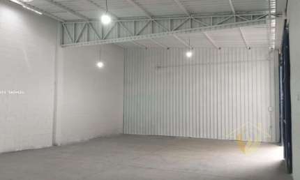 Casa comercial para alugar no Parque Residencial Imigrantes, Holambra 