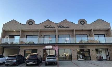 Galeria Patricia - Sala Comercial Van Gogh - Holambra/SP