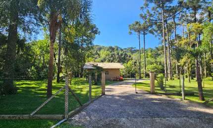 Morar com conforto junto a natureza não tem preço, olha isso!