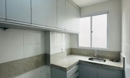 Apartamento com 2 quartos para alugar na Rua Paranatinga, Praeirinho, Cuiabá