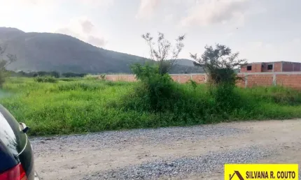 Terreno à venda na Avenida Carlos Marighella, Itaipuaçú, Maricá