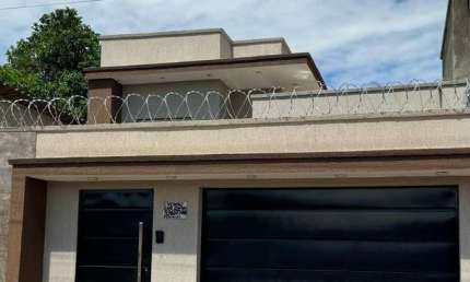 Casa com 3 quartos à venda na Praça Dom Antônio Ribeiro de Oliveira, 1, Santuário, Trindade