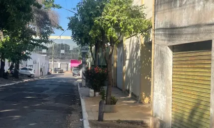 Alugo ponto comercial próximo carmindo de campos e miguel sutil r$2.000