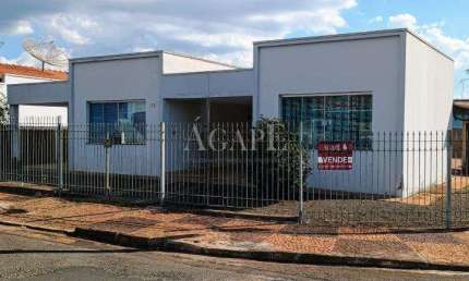 Casa à venda em Artur Nogueira, Centro, com 3 quartos, com 276.34 m²