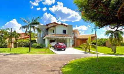 Sobrado à venda em Holambra, Residencial Palm Park, com 4 quartos, com 396 m²