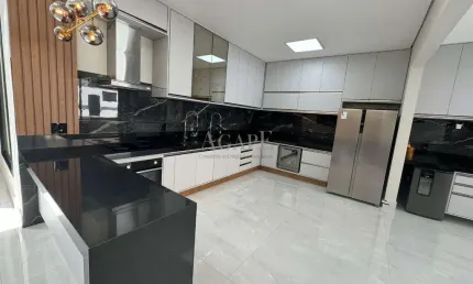 Casa à venda em Artur Nogueira, Residencial São Luiz, com 3 quartos, com 207.85 m²