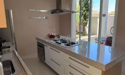 Casa à venda em Artur Nogueira, Residencial Manhattan, com 2 quartos, com 270.93 m²