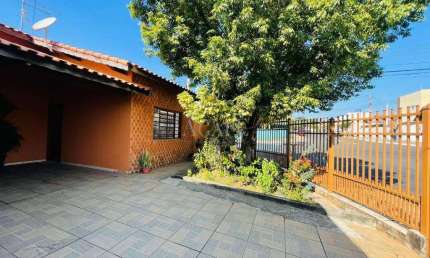 Casa à venda em Holambra, Parque Residencial Groot, com 4 quartos, com 155 m²