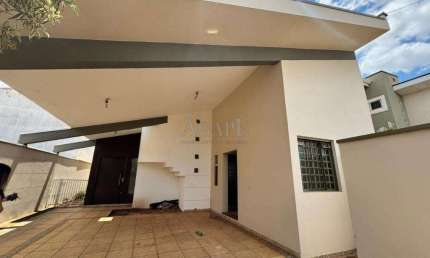 Sobrado à venda em Artur Nogueira, Residencial Dona Leda, com 3 quartos, com 350 m²