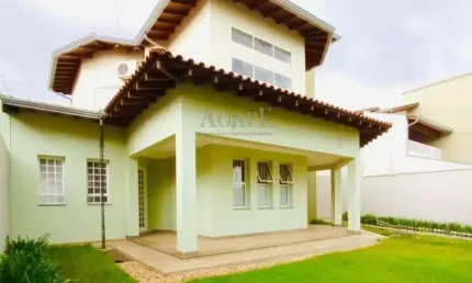 Casa à venda em Artur Nogueira, Centro, com 3 quartos, com 219.34 m²