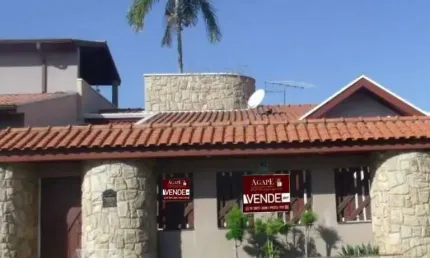 Casa à venda em Artur Nogueira, Jardim Amaro, com 3 quartos, com 208 m²