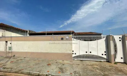 Casa à venda em Artur Nogueira, Jardim Blumenau, com 3 quartos, com 198 m²