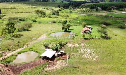 Chácara à venda em Artur Nogueira, Fazenda Velha, com 2 quartos, com 25960 m²