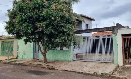 Casa à venda em Artur Nogueira, Jardim Bela Vista II, com 5 quartos, com 162 m²