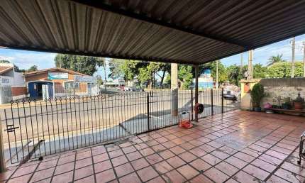 Casa à venda em Artur Nogueira, Centro, com 3 quartos, com 196 m²