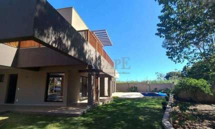 Casa à venda em Engenheiro Coelho, Residencial Recanto dos Pássaros, com 4 suítes, com 247 m²
