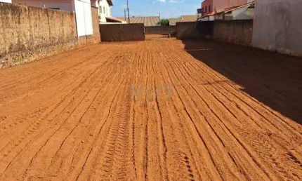 Terreno à venda em Artur Nogueira, Jardim Rezek I, com 520 m²