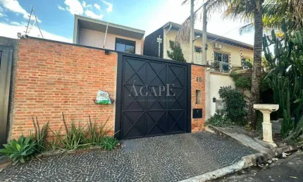 Casa à venda em Artur Nogueira, Residencial Conquista, com 2 suítes, com 127 m²