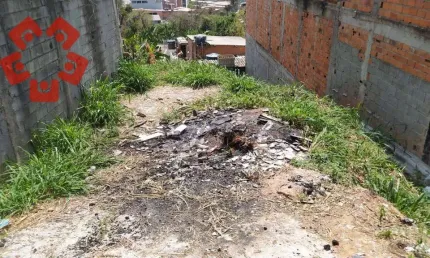 Terreno em condomínio fechado à venda na Rua Guarapari, Bosque de Jandira, Jandira
