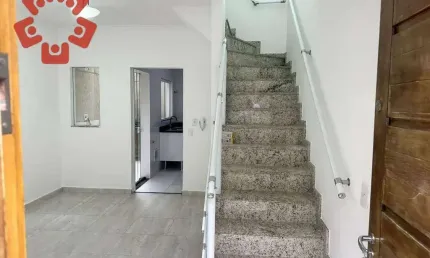 Linda Casa em Condomínio Fechado na Vila Mazzei – Pronta para Morar e Financiável