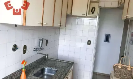 Apartamento com 2 dormitórios à venda, 57 m² por R$ 320.000,00 - Jardim Ivana - São Paulo/SP