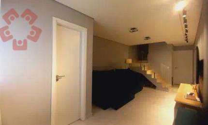 Sobrado à Venda no Jardim Bonfiglioli – 2 Suítes, Moderno e Bem Localizado
