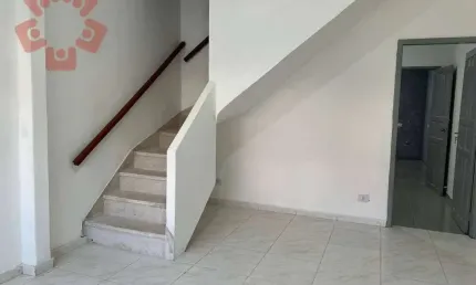 Sobrado com 2 dormitórios para alugar, 71 m² por R$ 3.057,80/mês - Centro - Osasco/SP